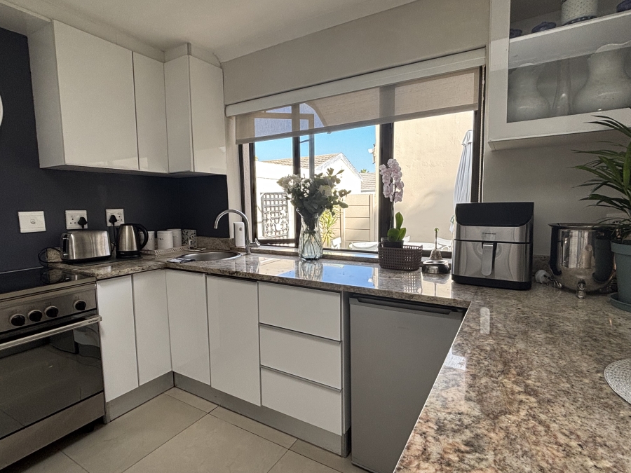 4 Bedroom Property for Sale in West Beach Western Cape